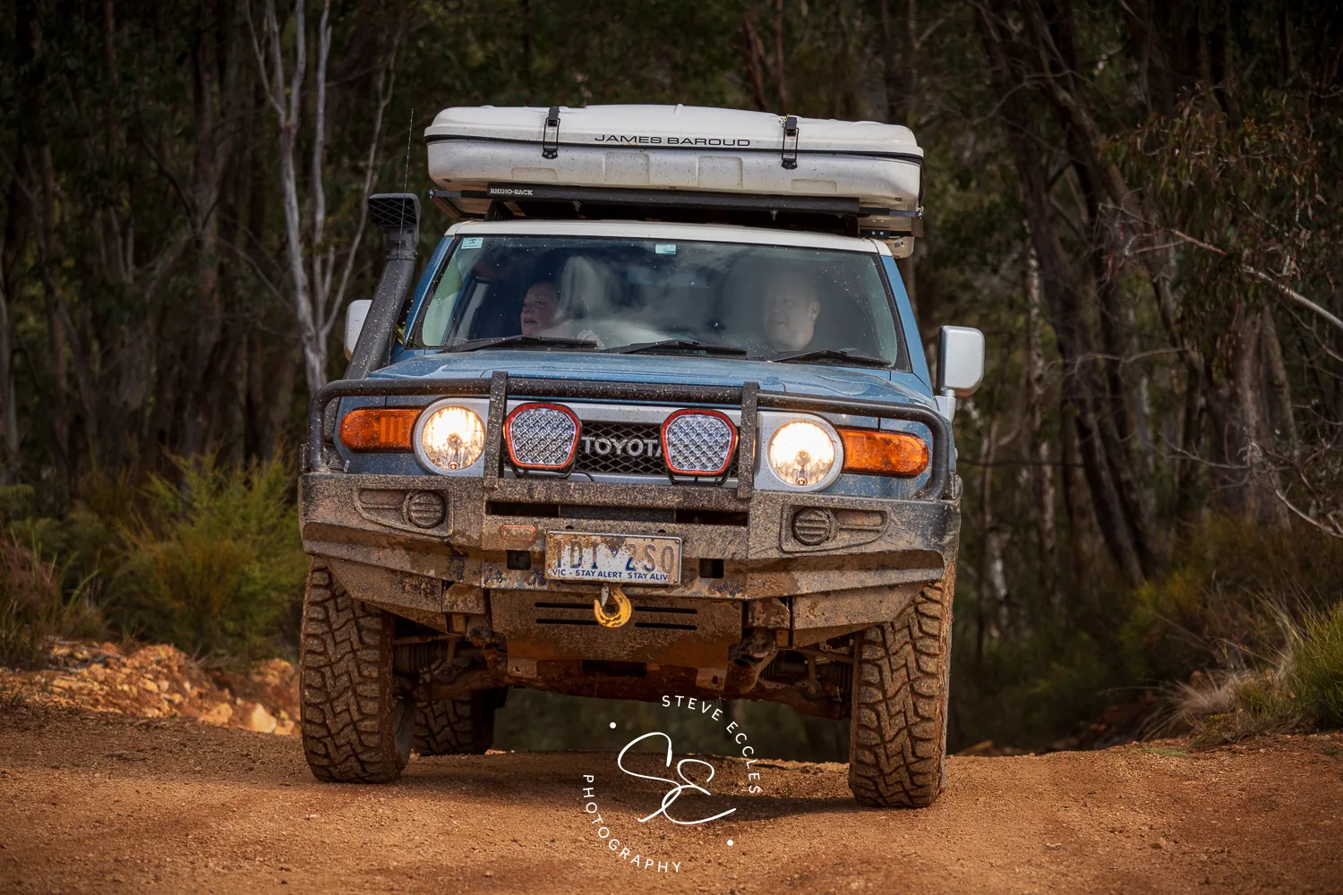 Toyota FJ Cruiser on red dirt
